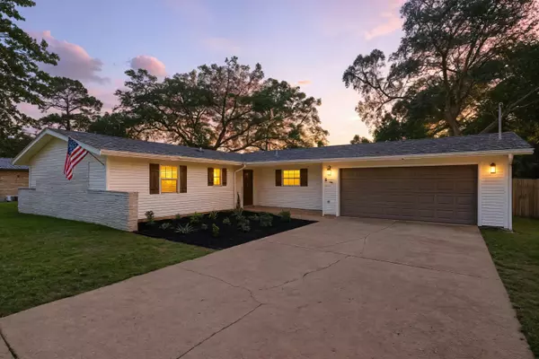 Niceville, FL 32578,817 Valparaiso Boulevard