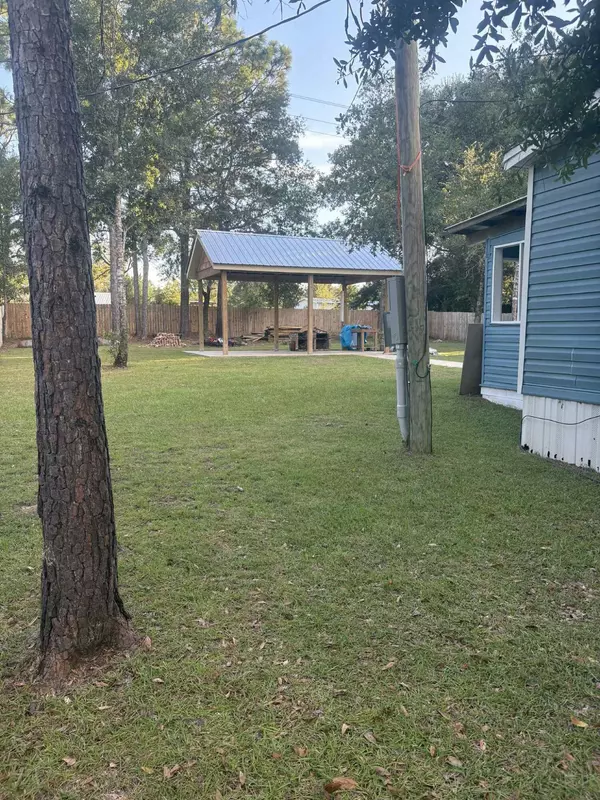 Defuniak Springs, FL 32433,135 Rembrandt Circle