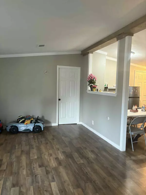 Defuniak Springs, FL 32433,135 Rembrandt Circle