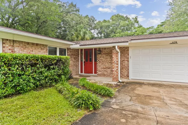Fort Walton Beach, FL 32547,629 NE Merioneth Drive