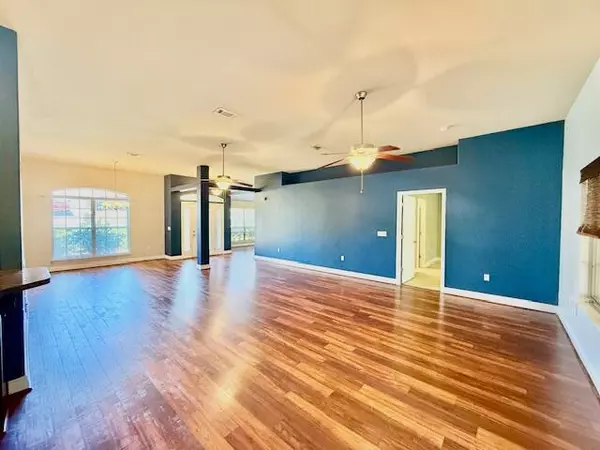 Crestview, FL 32536,222 Raptor Drive