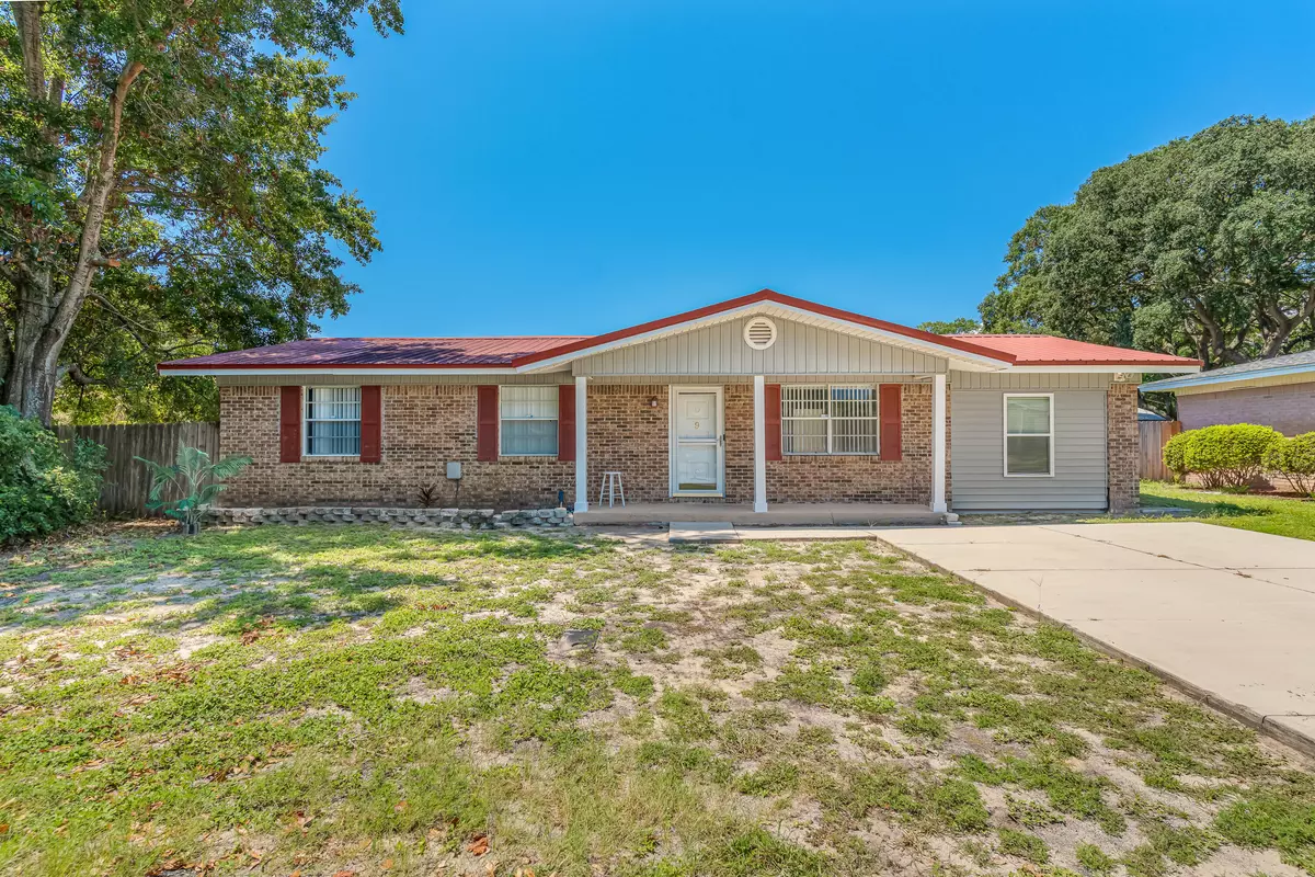 Shalimar, FL 32579,9 Oak Lane