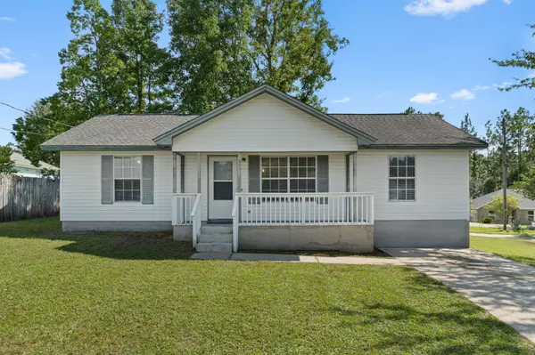Crestview, FL 32536,329 Ray Avenue