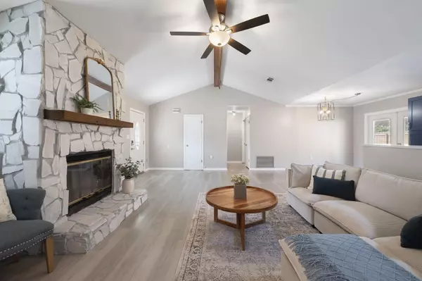 Mary Esther, FL 32569,2013 Bob White Court