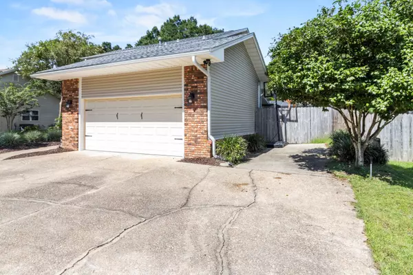 Niceville, FL 32578,2317 Canal Drive