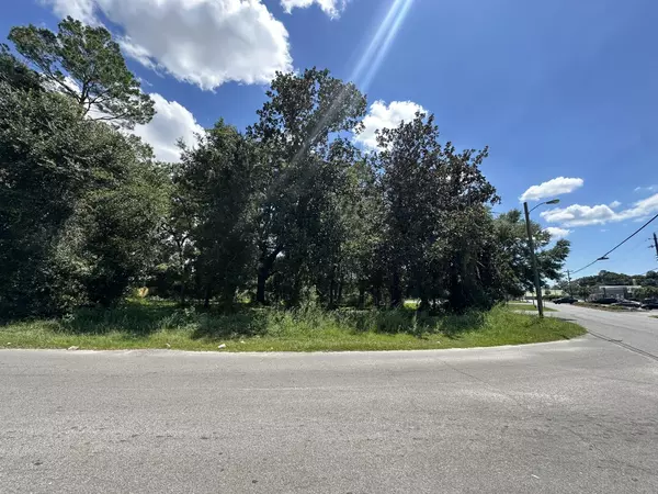 Crestview, FL 32536,TBD W Juniper Avenue