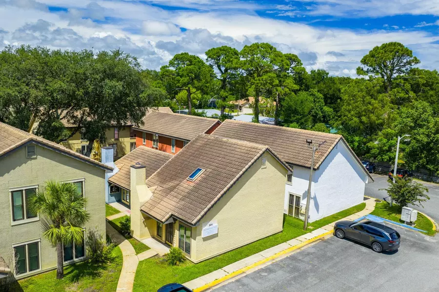 151 Mary Esther Blvd  #304, Mary Esther, FL 32569