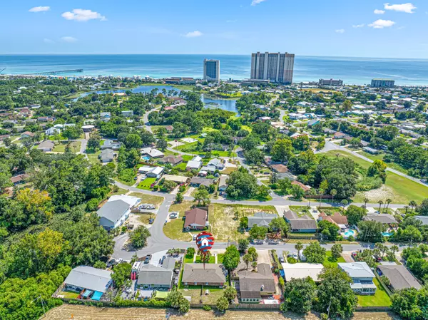 Panama City Beach, FL 32413,116 Lakeside Circle  #A&B