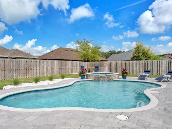 Freeport, FL 32439,37 Madiera Drive
