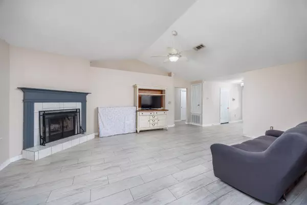 Gulf Breeze, FL 32563,1493 Nantahala Beach Road