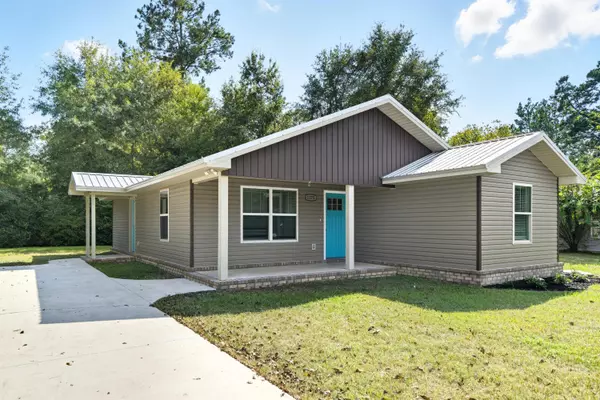 1275 Morris Avenue, Chipley, FL 32428