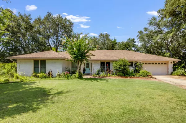 Destin, FL 32541,5 Cahaba Court