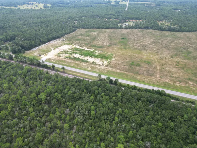 xxx US-90, Defuniak Springs, FL 32435