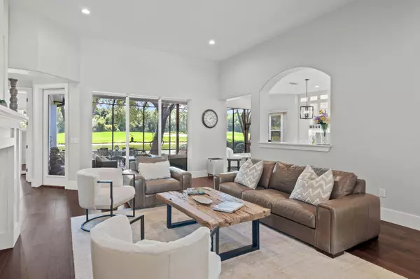 Destin, FL 32541,4328 Carriage Lane