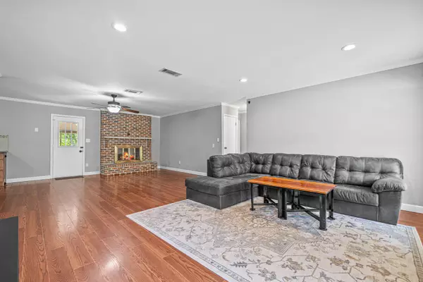 Fort Walton Beach, FL 32547,203 Elizabeth Court