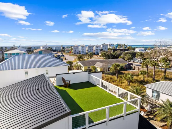 Panama City Beach, FL 32413,213 Pinetree Drive