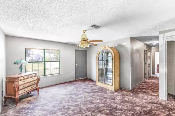 Defuniak Springs, FL 32433,353 Florence Drive