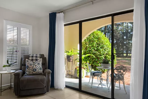 Niceville, FL 32578,301 Southlake Court  #301