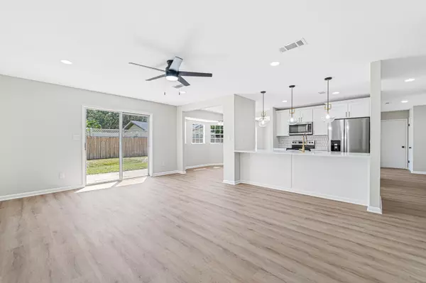 Niceville, FL 32578,100 Lincolnshire Drive