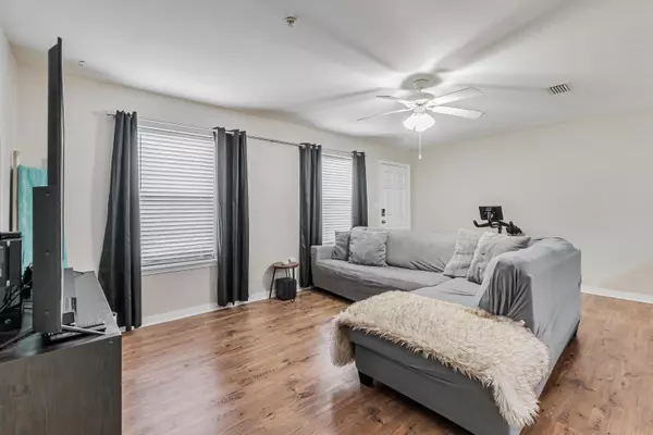 Fort Walton Beach, FL 32548,17 SE Shell Avenue  #c1