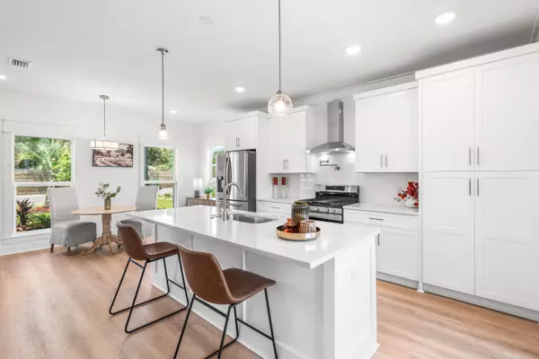 Destin, FL 32541,113 Fletcher Way