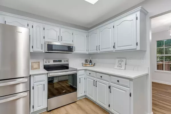 Crestview, FL 32536,111 Paddle Wheel Cove