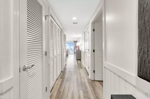 Destin, FL 32541,1751 E Scenic Hwy 98  #1007