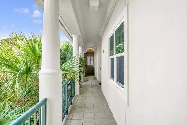 Destin, FL 32541,602 Harbor Boulevard  #301