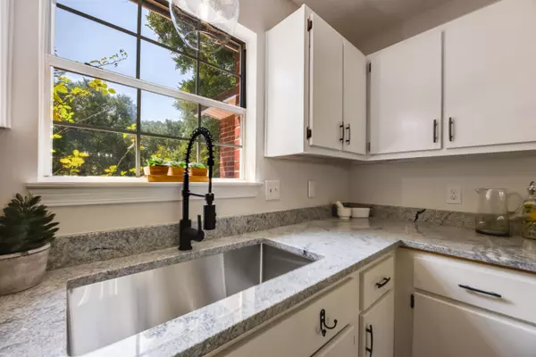 Crestview, FL 32536,295 Ridge Lake Road