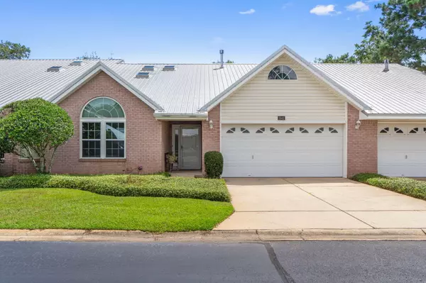 1942 Woodcrest Ridge #2, Fort Walton Beach, FL 32547