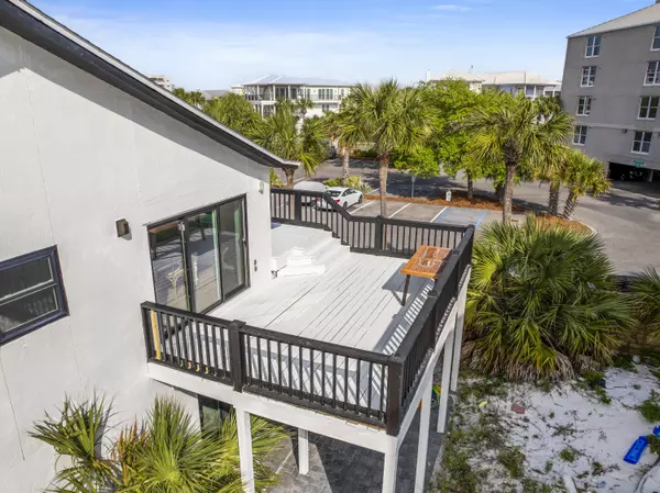 Destin, FL 32541,32 Gulf Breeze Court