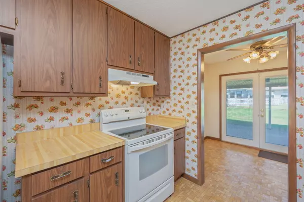 Mary Esther, FL 32569,422 Fleetwood Drive