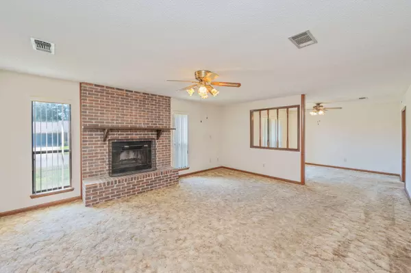 Mary Esther, FL 32569,422 Fleetwood Drive