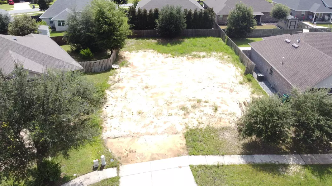 36 Madiera Drive, Freeport, FL 32439