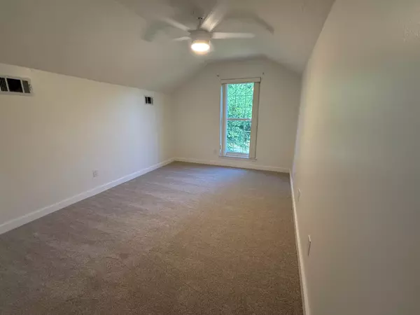 Shalimar, FL 32579,910 Elizabeth Lane