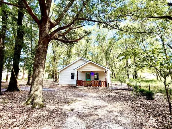 Defuniak Springs, FL 32433,900 N Norwood Road