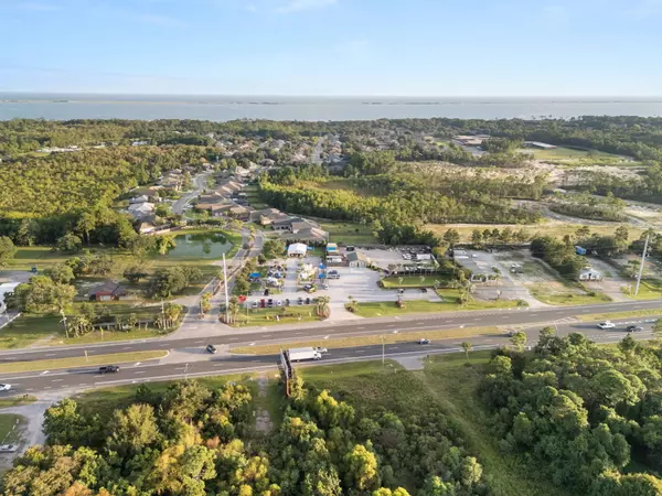 Gulf Breeze, FL 32563,5205 Gulf Breeze Parkway