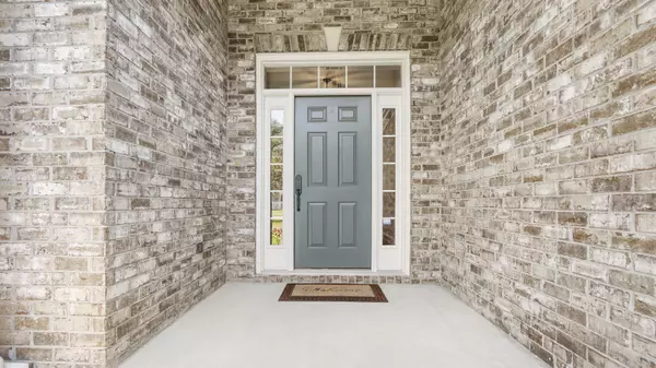 Freeport, FL 32439,332 E Club House Drive