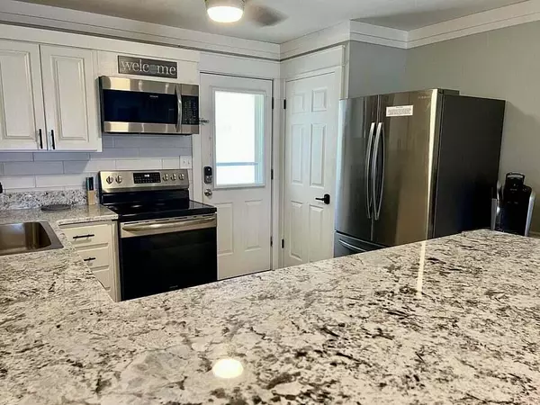 Fort Walton Beach, FL 32548,885 Santa Rosa Boulevard  #107A