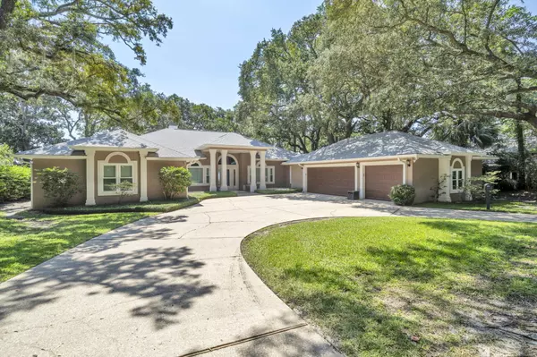 Mary Esther, FL 32569,809 E Miracle Strip Parkway