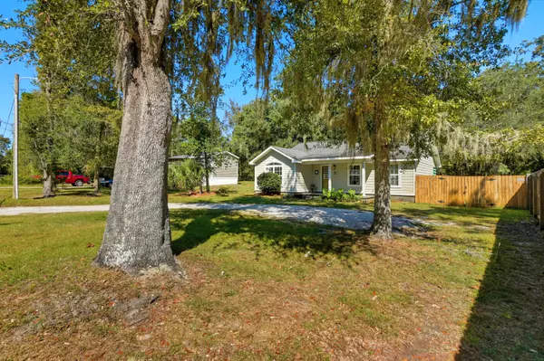 Freeport, FL 32439,75 Palmetto Avenue