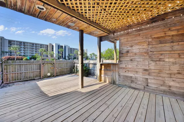 Fort Walton Beach, FL 32548,359 Billfish Avenue #7