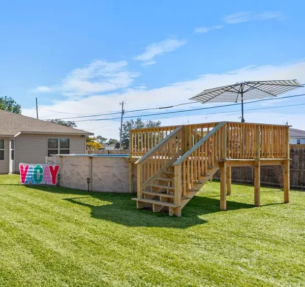 Navarre, FL 32566,1973 Salamanca Street