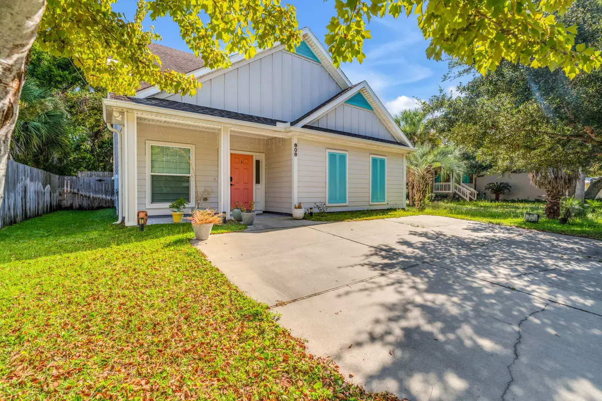 Destin, FL 32541,808 Willow Street