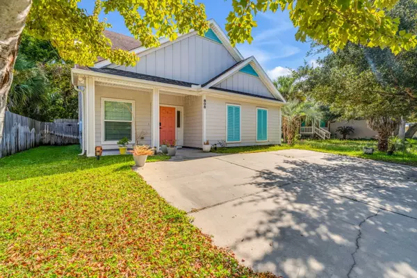 808 Willow Street, Destin, FL 32541