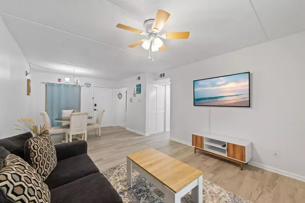 Mary Esther, FL 32569,209 W Miracle Strip Parkway #D102