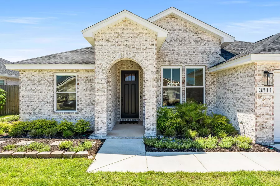 3811 Redbud Way, Panama City, FL 32404