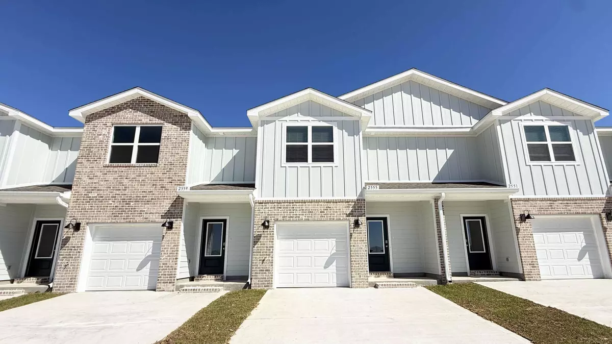 Gulf Breeze, FL 32563,2495 Cliff Hollow Circle