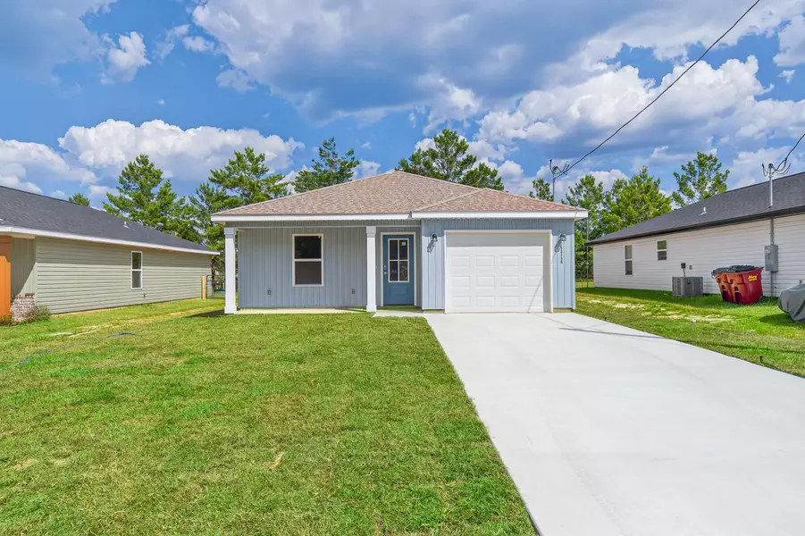 5325 B Kervin Road, Crestview, FL 32539