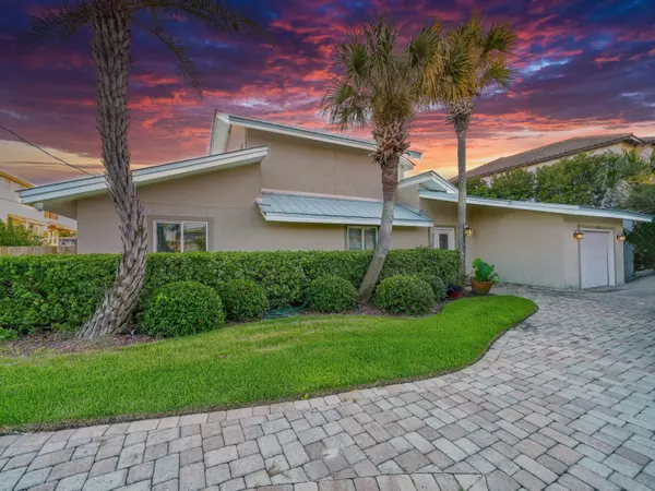 Destin, FL 32541,524 Vera Cruz Drive